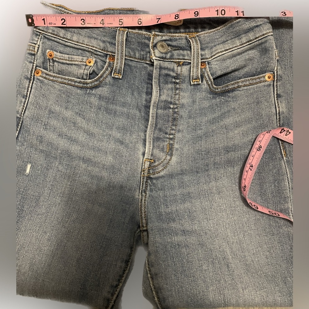 Levis Wedgie Skinny Jeans - Picture 4 of 9